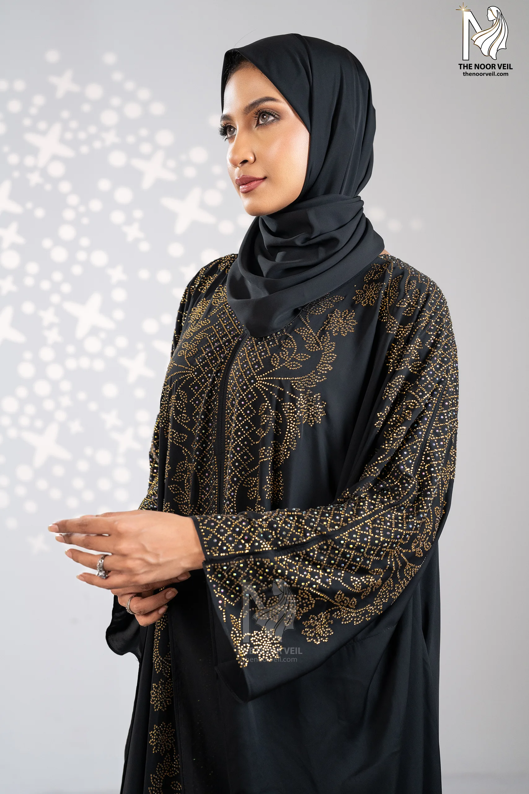 Portrait view of the Mahnoor Abaya Black