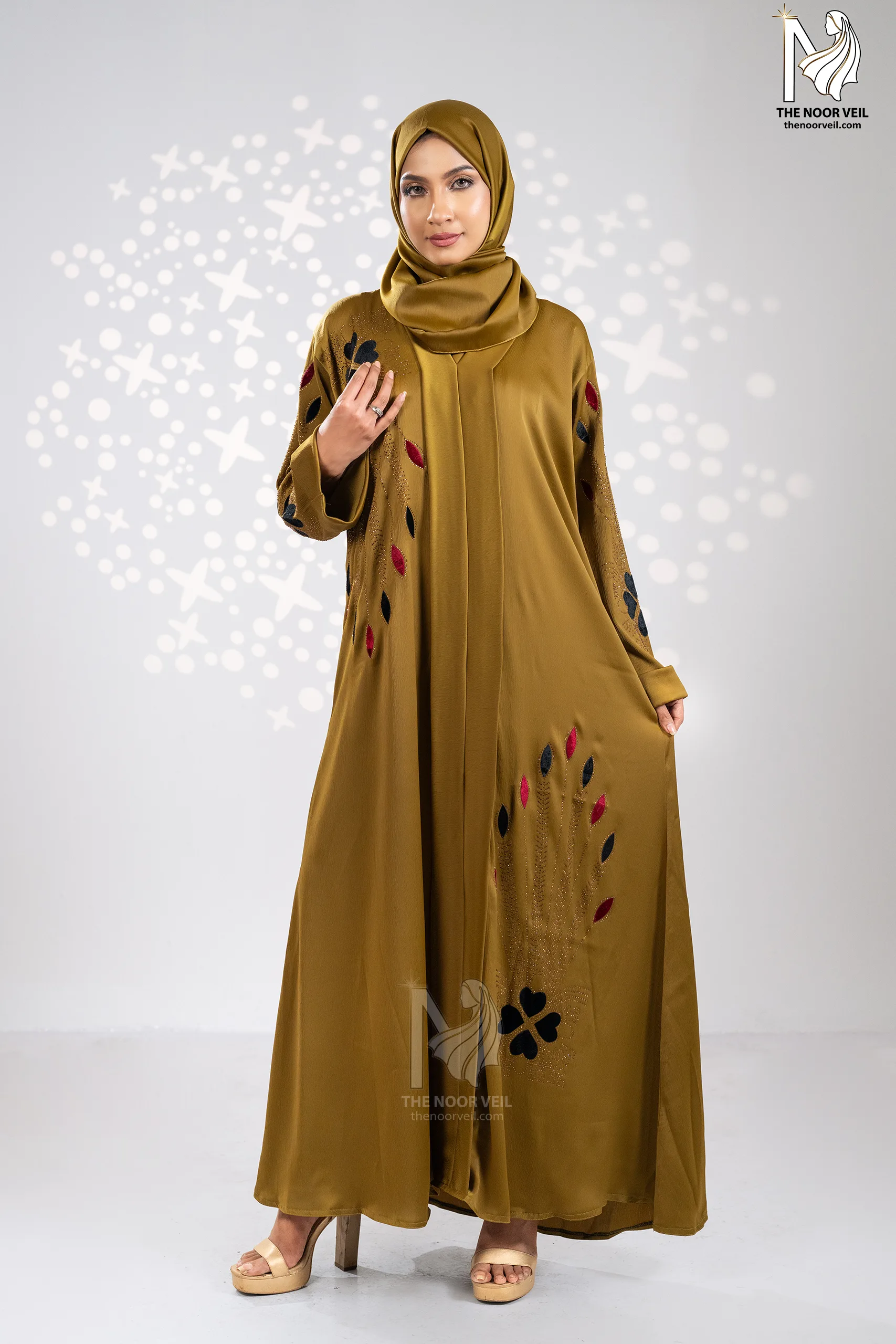 bottom view of moyuri abaya wood